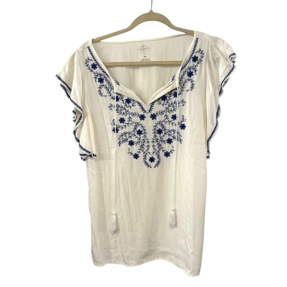 St. John’s Bay Petite Medium White Blue Embroidered Ruffle Boho Peasant Blouse